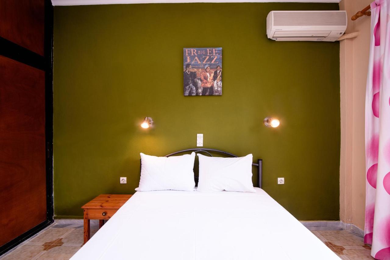 Southgate Apartments Agios Georgios  Zewnętrze zdjęcie
