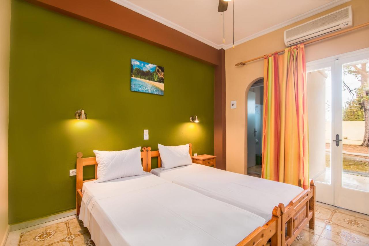 Southgate Apartments Agios Georgios  Zewnętrze zdjęcie